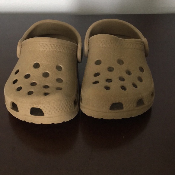 crocs size 45